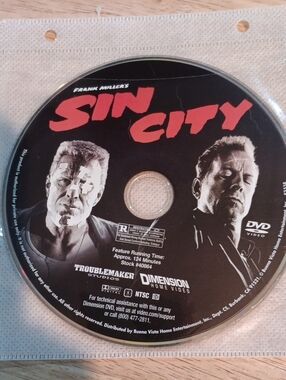 Sin City DVD *NO CASE*